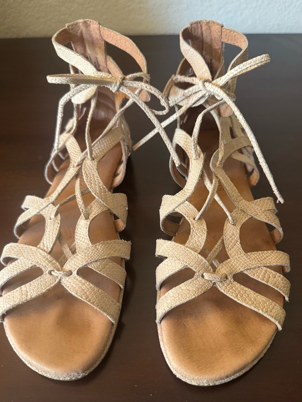 Women’s gladiator sandals